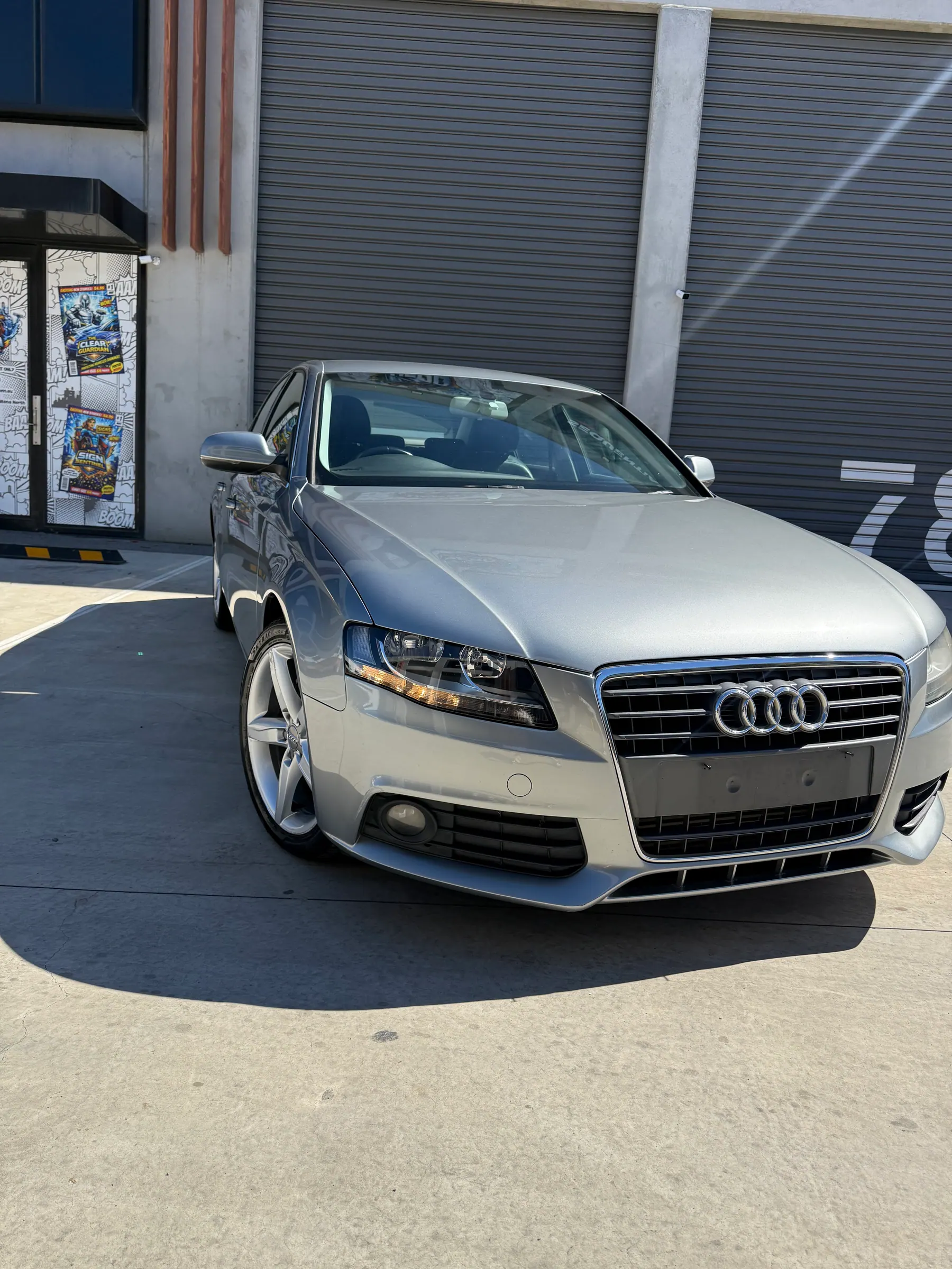 2010 Audi A4 image 1
